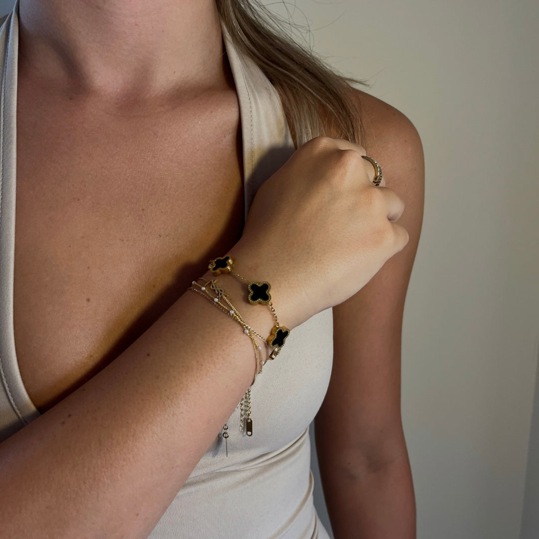 LUXE LEAF Clove Bracelet